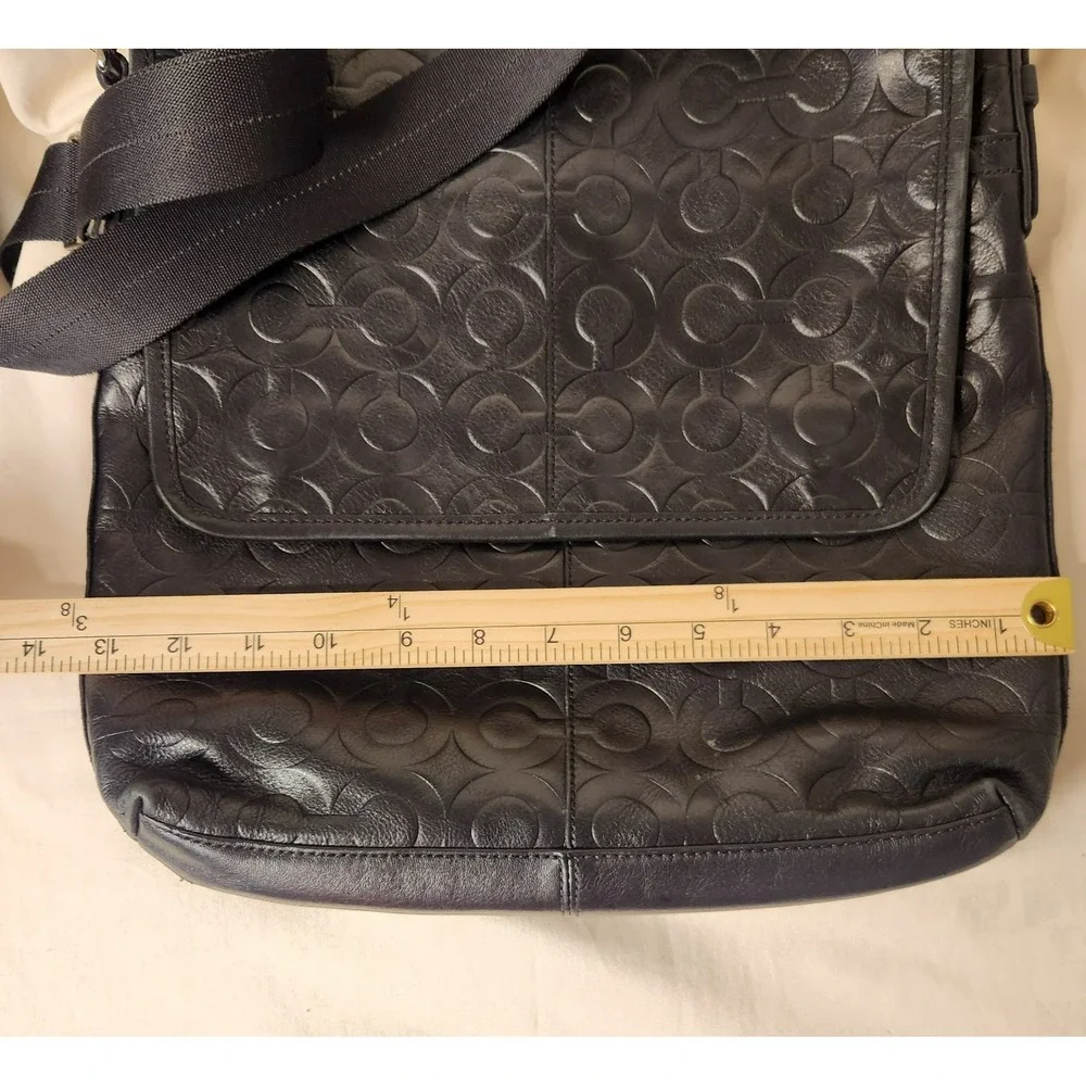 Coach Mens Messenger Bag Black‎ Leather Embossed Op Art Crossbody 70475